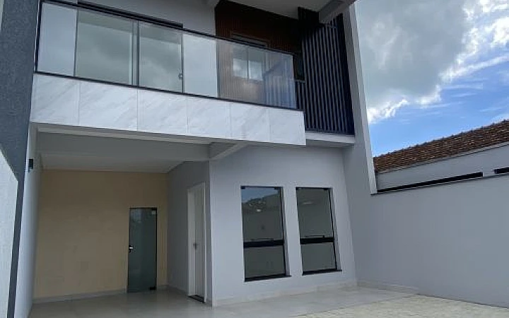 Sobrado 3 dormitórios Sobrado